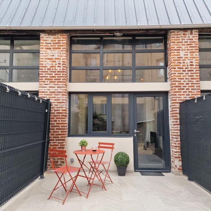 L'Atelier B Magnifique Loft Avec Terrasse Privee Apartment Saint-Etienne  Exterior photo